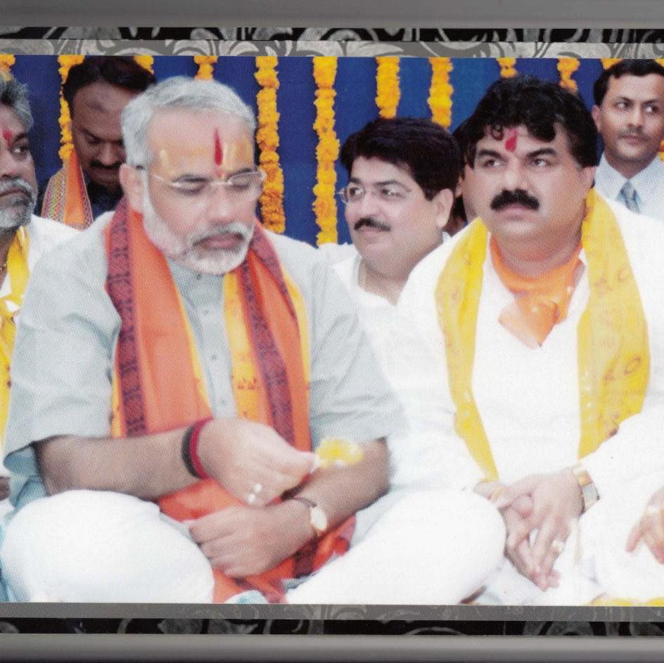 Pravin Kotak with Honorable Prime Minister